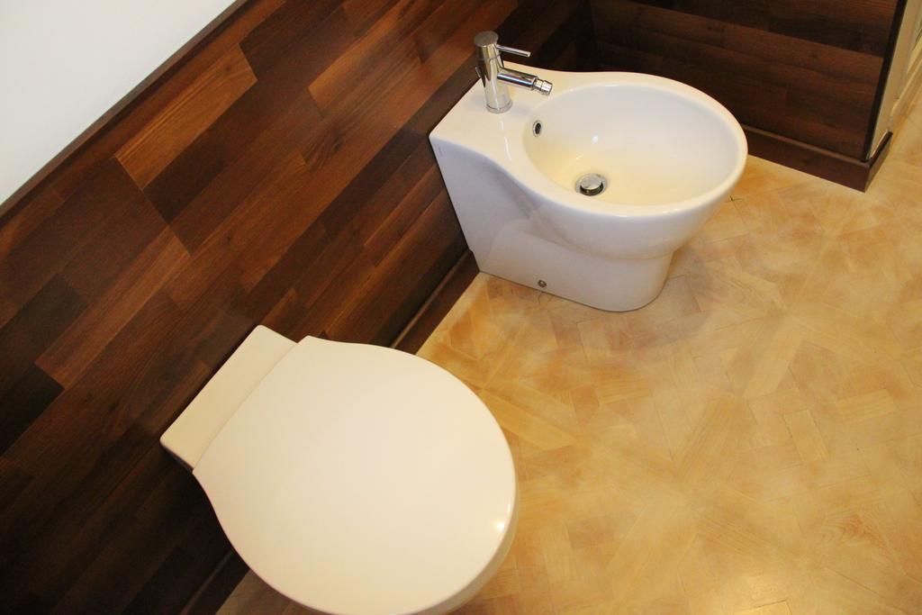 La Mansarda Di Legno Apartment Turin Room photo